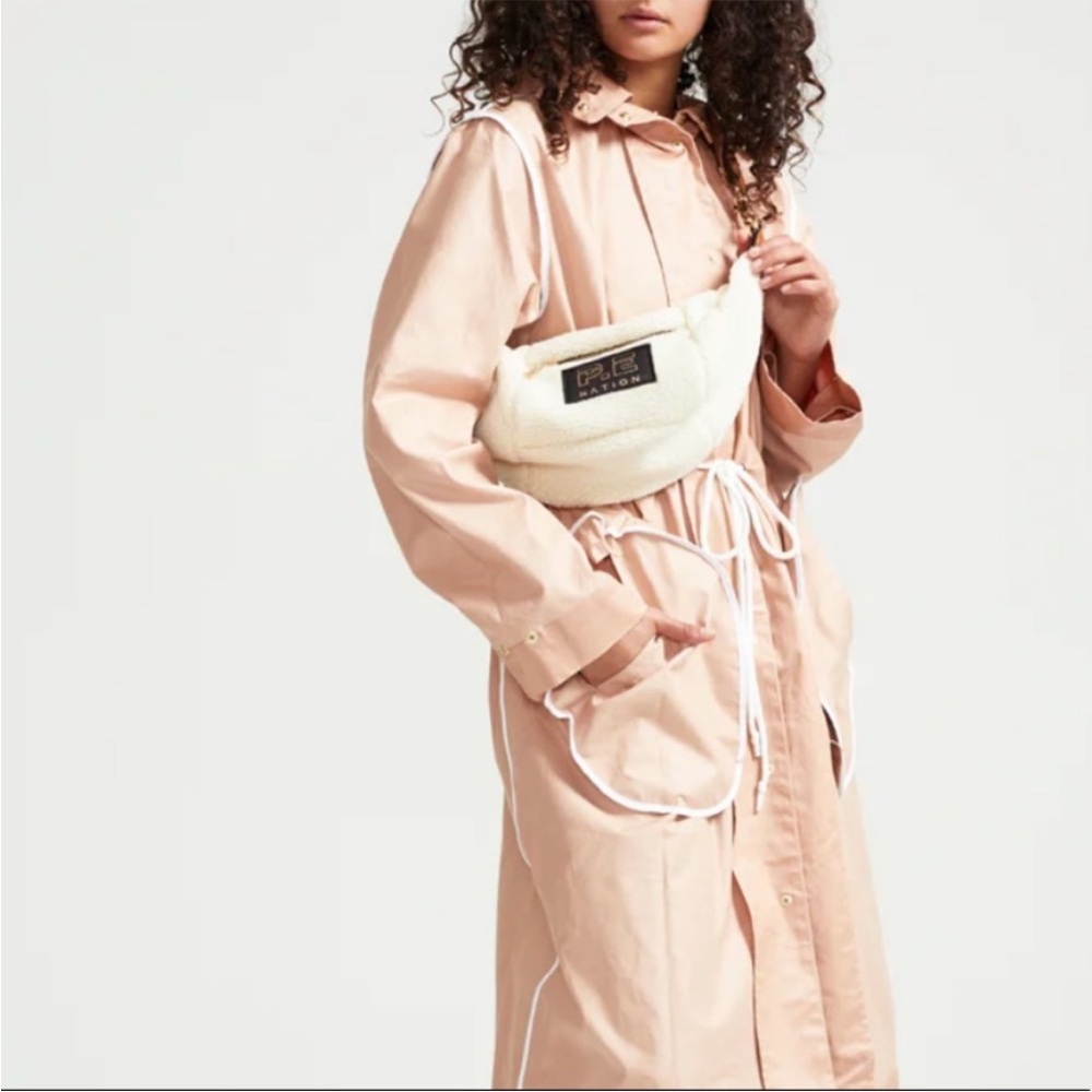 P.E Nation DEUCE COURT CROSS BODY BAG - Picture 4 of 5